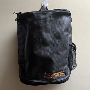 Running Room convertible shoe hanging toiletry backpack locker sports travel bag